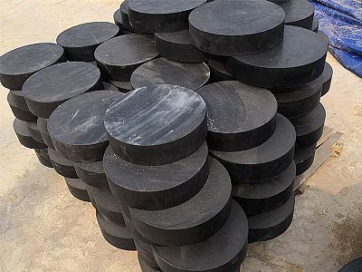 隆林县板式橡胶支座由若干层橡胶片与薄钢板经加压硫化
